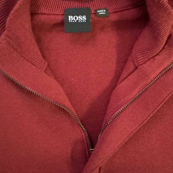 Men’s size large Hugo Boss deep red quarter zip light sweater - Picture 3 of 6